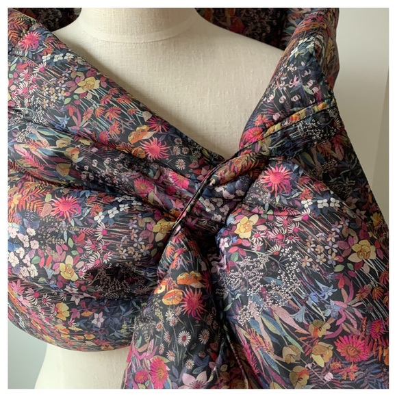 J. CREW Puffer Shawl - Picture 2 of 7